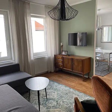 Discovair - 3-zi-apartment Jakob- Schwimmbad-nah Mit Netflix * Eisenach